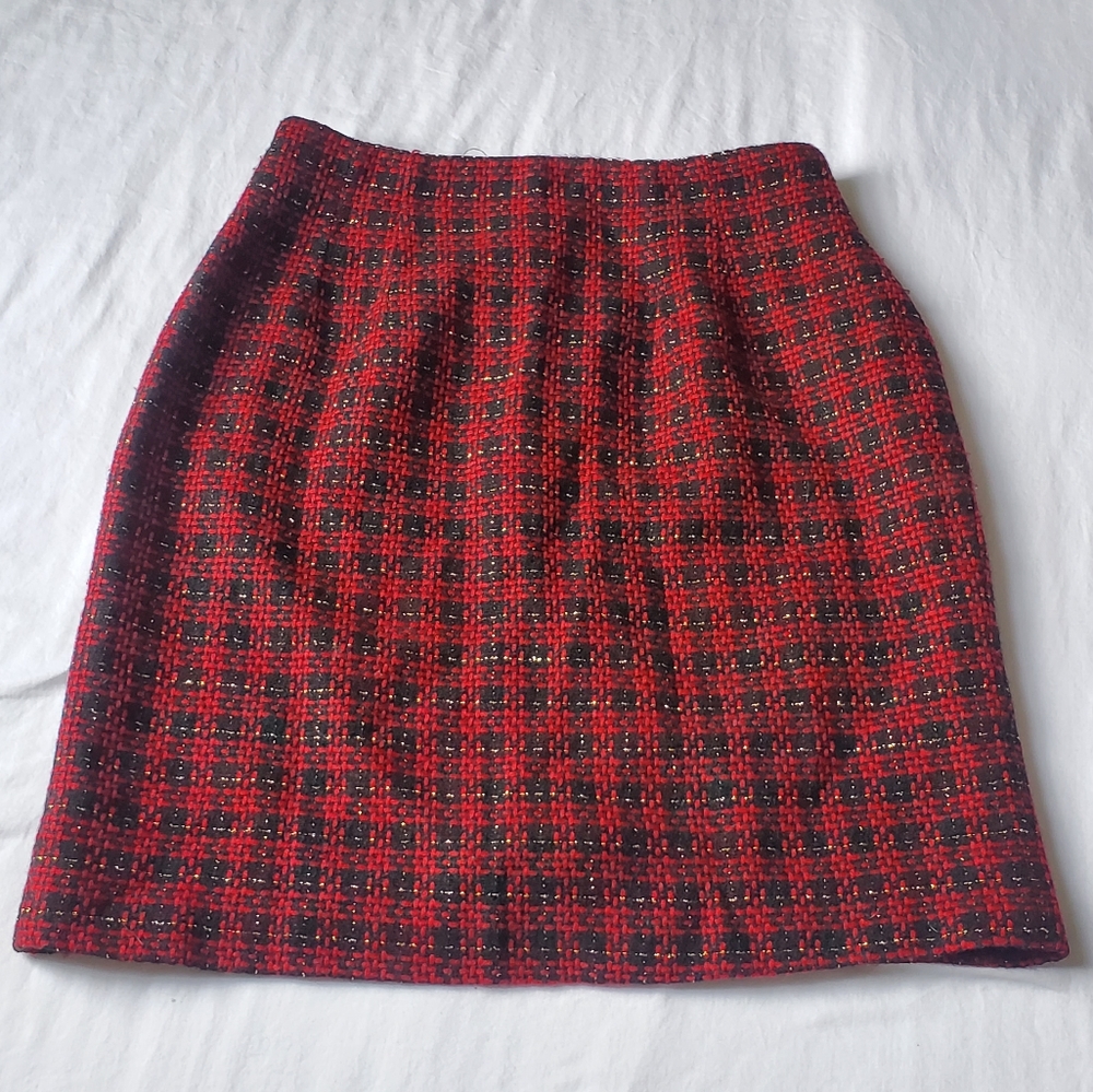 Mini pencil skirt